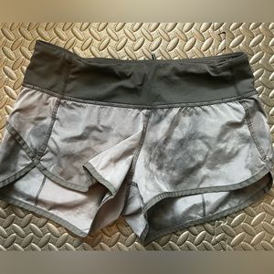 Lululemon Speed Shorts 2.5”